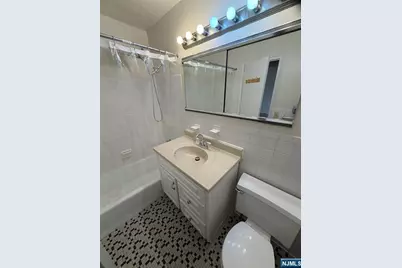 39 39th Street 2L #2L, Paterson, NJ 07514 - Photo 30