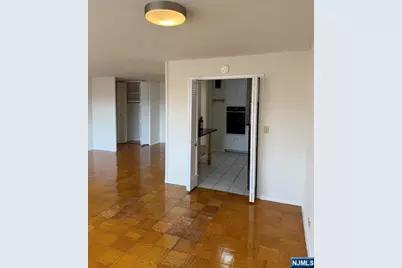 39 39th Street 2L #2L, Paterson, NJ 07514 - Photo 12