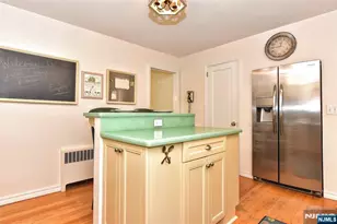 411 Prospect St, Ridgewood, NJ 07450 - Photo 16