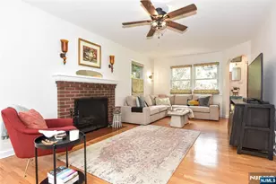 411 Prospect St, Ridgewood, NJ 07450 - Photo 8