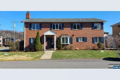 118 E Brinkerhoff Avenue 1st Fl #1st Fl, Palisades Park, NJ 07650 - Photo 1