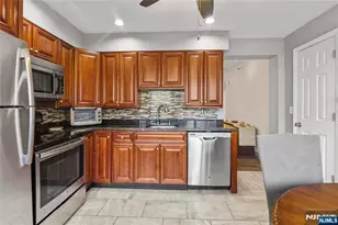 326 Prospect Ave 1A, Hackensack, NJ 07601 - Photo 8