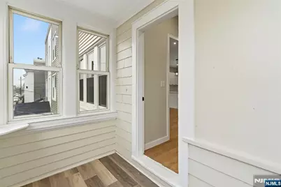 67 Brookdale Avenue, Newark, NJ 07106 - Photo 10