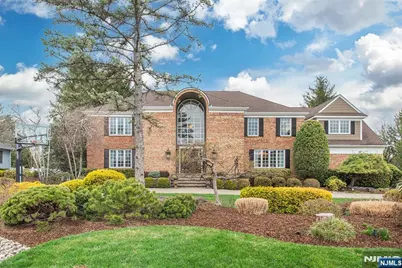 5 Blackberry Lane, Caldwell, NJ 07006 - Photo 50