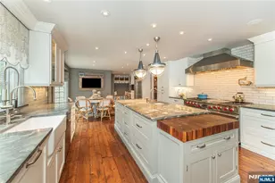 5 Blackberry Ln, Caldwell, NJ 07006 - Photo 12