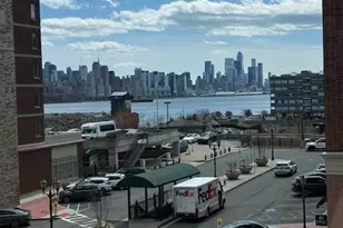 2201 City Pl, Edgewater, NJ 07020 - Photo 2