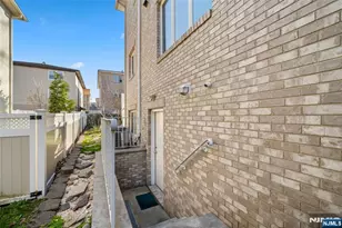 224 Warren Ave A, Fort Lee, NJ 07024 - Photo 24