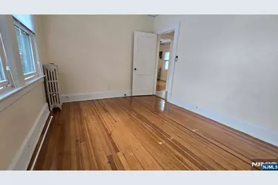 29 Warman Street, Montclair, NJ 07042 - Photo 8