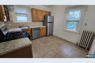 29 Warman Street, Montclair, NJ 07042 - Photo 12