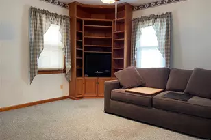 529 Fern Ave, Lyndhurst Township, NJ 07071 - Photo 6