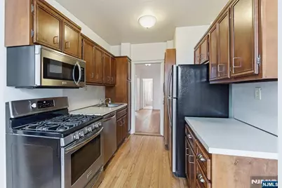 100 Palisade Avenue B51 #B51, Englewood, NJ 07631 - Photo 14