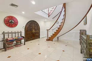 912 Cherokee Ln, Franklin Lakes, NJ 07417 - Photo 8