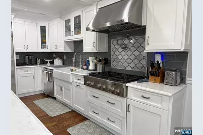 277 Columbia Terrace, Paramus, NJ 07652 - Photo 6