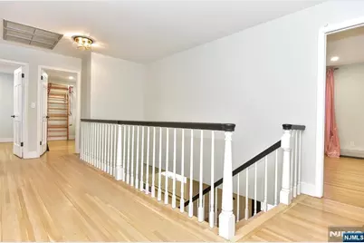 10 Knollwood Road, Upper Saddle River, NJ 07458 - Photo 20