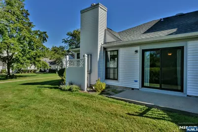79 Konight Court 79 #79, Mahwah, NJ 07430 - Photo 14