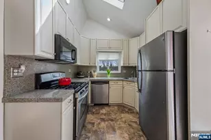 576 Thurnau Dr, River Vale Township, NJ 07675 - Photo 28