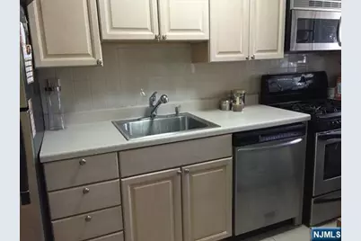 237 Johnson Avenue P1 #P1, Hackensack, NJ 07601 - Photo 4