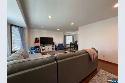 555 Jefferson Street 1st Fl #1st fl, Carlstadt, NJ 07072 - Photo 8