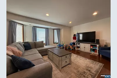 555 Jefferson Street 1st Fl #1st fl, Carlstadt, NJ 07072 - Photo 4