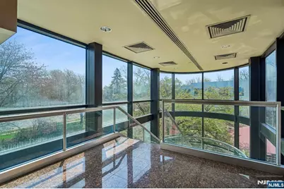 1000 Sylvan Avenue, Englewood Cliffs, NJ 07632 - Photo 20