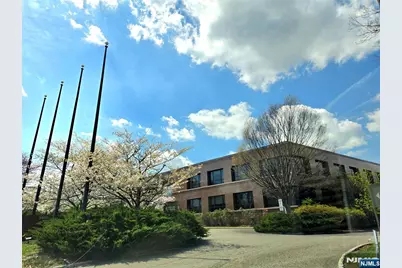 1000 Sylvan Avenue, Englewood Cliffs, NJ 07632 - Photo 2