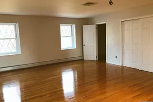 200 Larch Ave, Teaneck Township, NJ 07666 - Photo 10