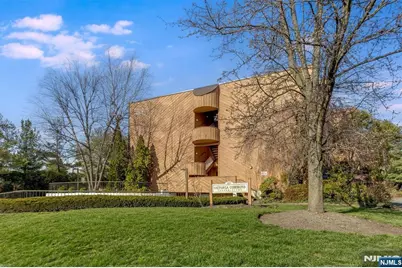 971 Bloomfield Avenue 12 #12, Glen Ridge, NJ 07028 - Photo 1