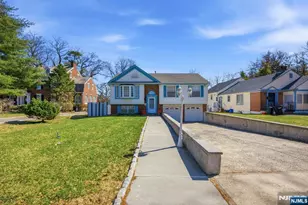 674 Berkeley Ave, Orange, NJ 07050 - Photo 2