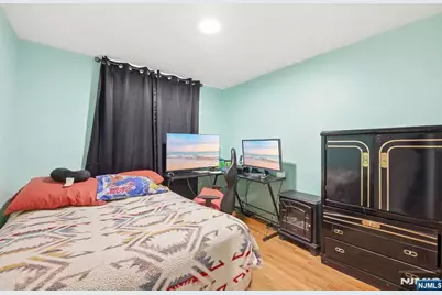 674 Berkeley Avenue, Orange, NJ 07050 - Photo 10