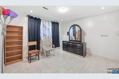 674 Berkeley Avenue, Orange, NJ 07050 - Photo 20