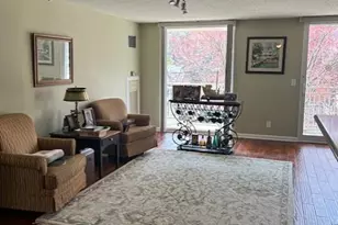 1055 River Road 501, Edgewater, NJ 07020 - Photo 4