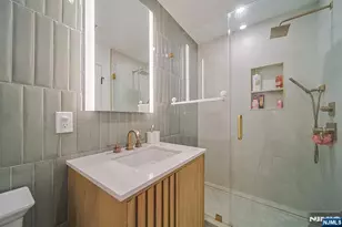 144 Village Cir, Paramus, NJ 07652 - Photo 44