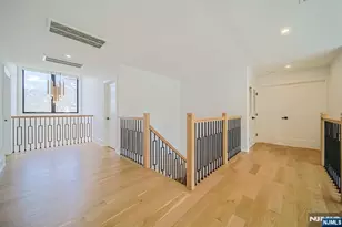 144 Village Cir, Paramus, NJ 07652 - Photo 34