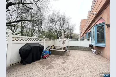 18 Independence Way J018 #J018, Edgewater, NJ 07020 - Photo 2