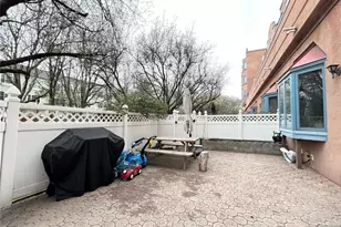 18 Independence Way J018, Edgewater, NJ 07020 - Photo 2