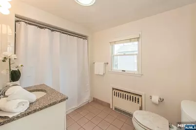 446 Lincoln Avenue, Wyckoff Township, NJ 07481 - Photo 14