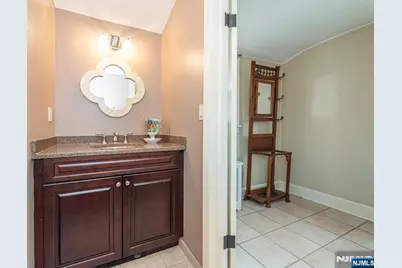 446 Lincoln Avenue, Wyckoff Township, NJ 07481 - Photo 10