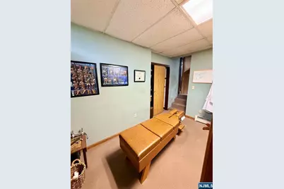 85 Midland Avenue, Wallington, NJ 07057 - Photo 10