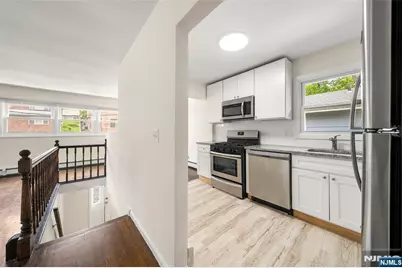 1423 13th Street, Fort Lee, NJ 07024 - Photo 12