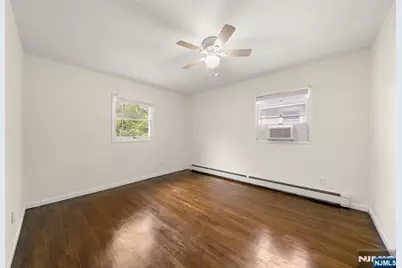 1423 13th Street, Fort Lee, NJ 07024 - Photo 16