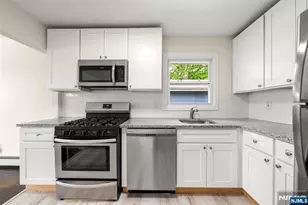 1423 13th St, Fort Lee, NJ 07024 - Photo 10