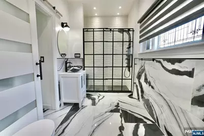 59-65 Berkeley Avenue, Newark, NJ 07104 - Photo 28