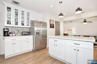 7 Tufts Ct, Paramus, NJ 07652 - Photo 16