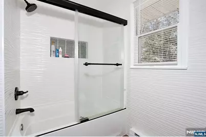7 Tufts Court, Paramus, NJ 07652 - Photo 26
