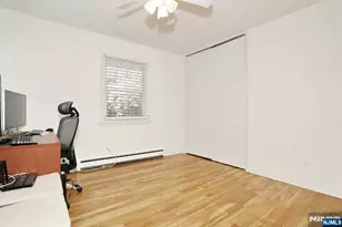 7 Tufts Ct, Paramus, NJ 07652 - Photo 24