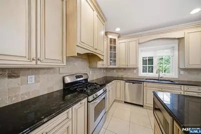 47 Sunset Lane A #A, Tenafly, NJ 07670 - Photo 20