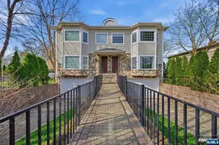 47 Sunset Ln A, Tenafly, NJ 07670 - Photo 2