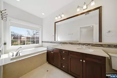 47 Sunset Lane A #A, Tenafly, NJ 07670 - Photo 24