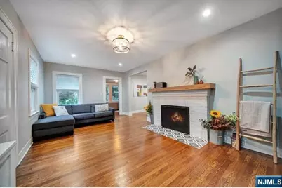 352 Durie Avenue, Closter, NJ 07624 - Photo 4