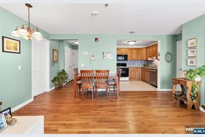 241 Union Street 302 #302, Hackensack, NJ 07601 - Photo 6